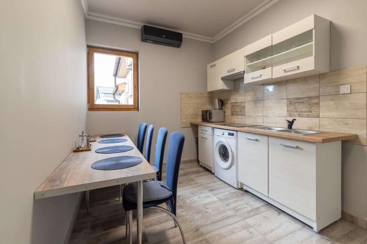 Ivanhoe Apartman Daire Nyírbátor Dış mekan fotoğraf