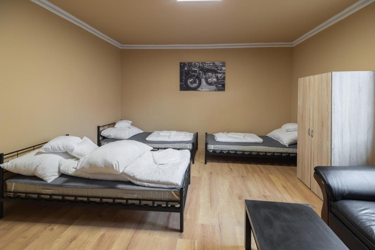 Ivanhoe Apartman Daire Nyírbátor Dış mekan fotoğraf