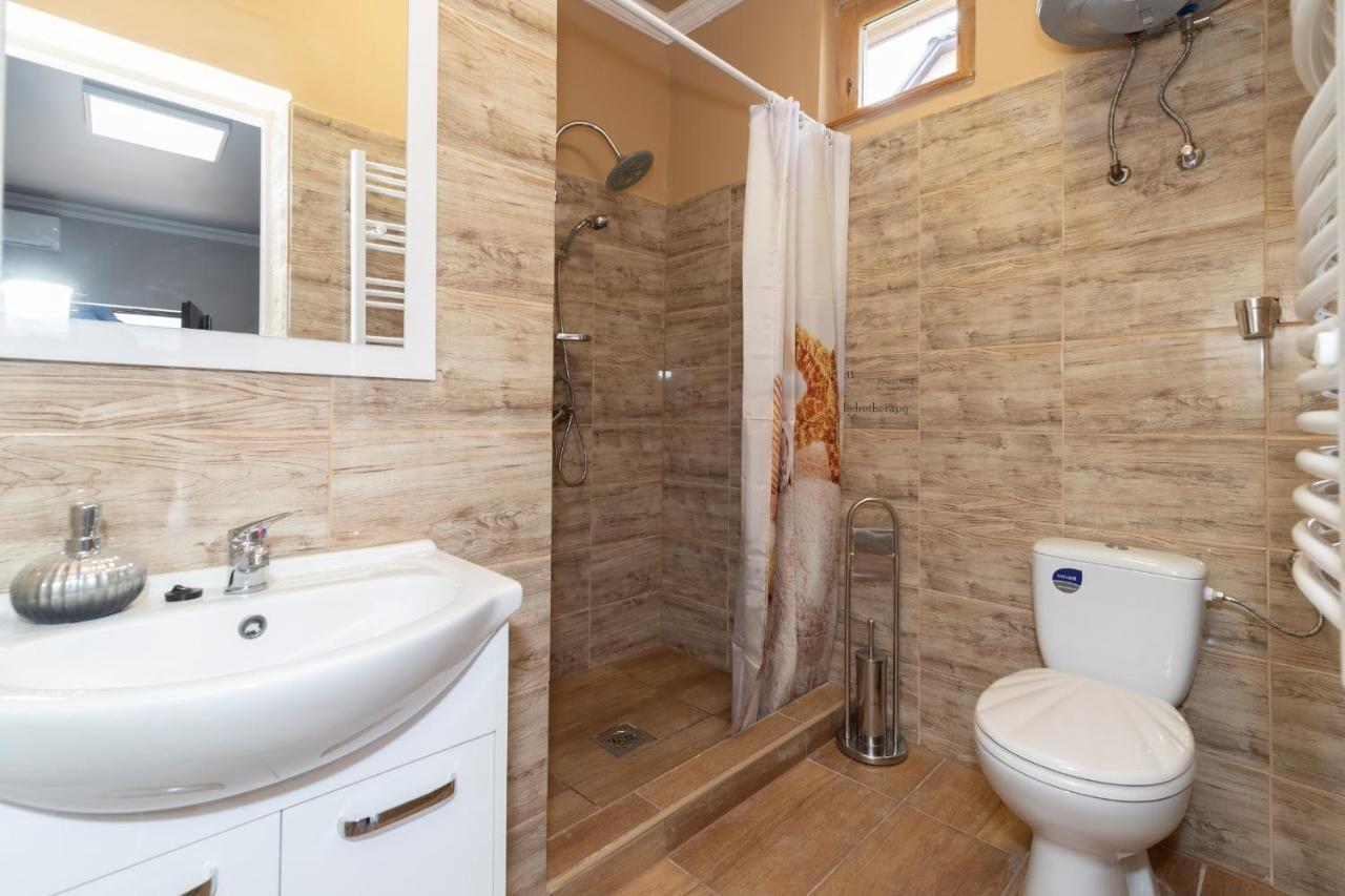 Ivanhoe Apartman Daire Nyírbátor Dış mekan fotoğraf