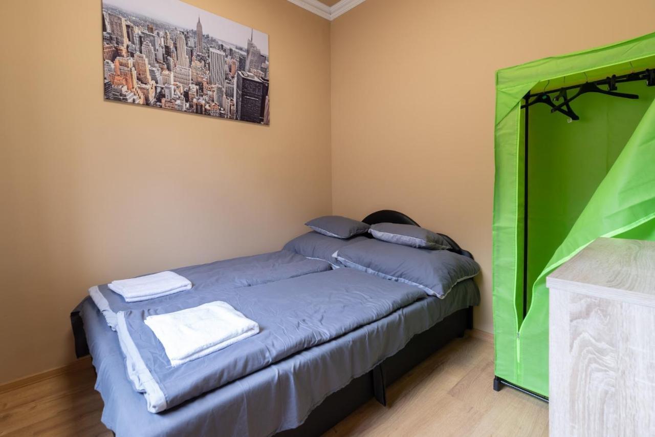 Ivanhoe Apartman Daire Nyírbátor Dış mekan fotoğraf