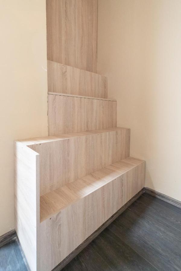 Ivanhoe Apartman Daire Nyírbátor Dış mekan fotoğraf
