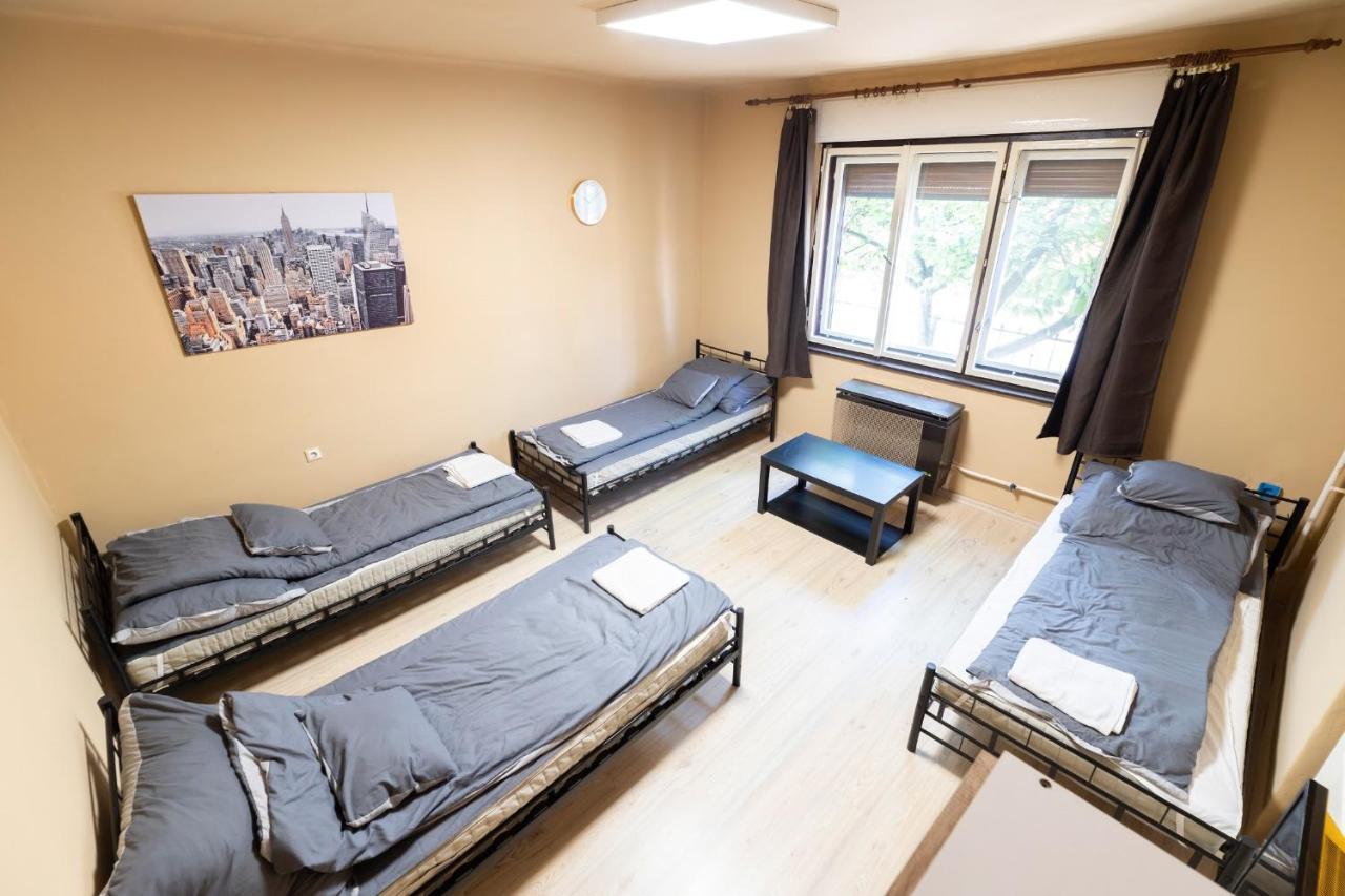 Ivanhoe Apartman Daire Nyírbátor Dış mekan fotoğraf